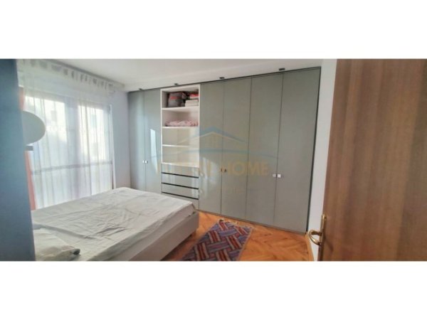 Tirane, jepet me qera apartament 1+1 Kati 6, 70 m² 600 € (MYSLYM SHYRI)