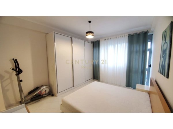 Tirane, jepet me qera apartament 1+1 Kati 1, 62 m² 400 € (Eduart Mano)