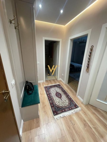 Tirane, jepet me qera apartament 1+1+Ballkon Kati 9, 72 m² 800 € (RRUGA E ELBASANIT)