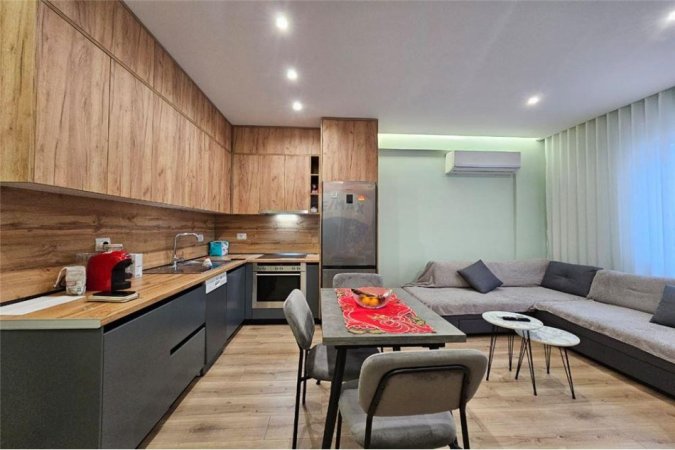 Tirane, shitet apartament 2+1+Aneks+Ballkon Kati 3, 105 m² 145.000 € (Kompleksi FZ - Liqeni i Thatë)