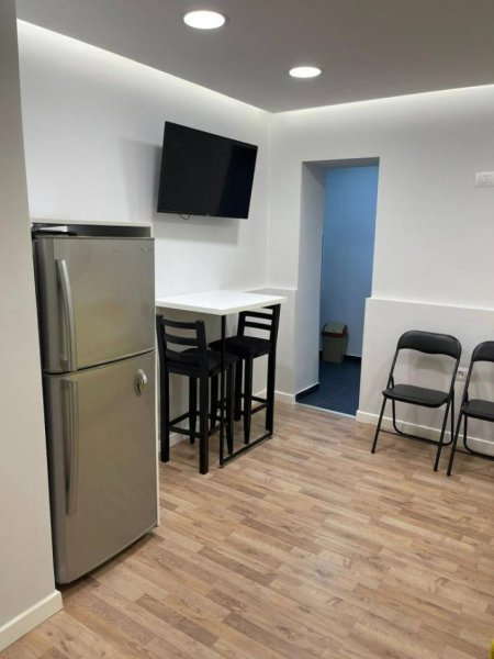 Tirane, shitet apartament 1+1 Kati 0, 165 m² 385.000 € (Stadiumi Dinamo)
