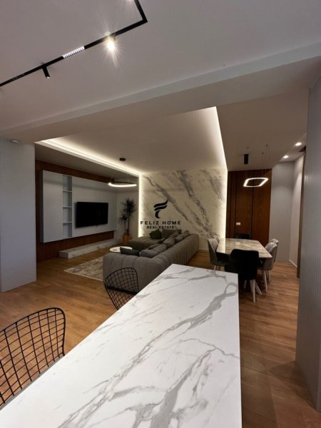 Tirane, jepet me qera apartament 2 Katshe Kati 2, 240 m² 2.000 € (LIQENI ARTIFICIAL)