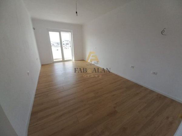 Tirane, shitet apartament 1+1 Kati 5, 53 m² 79.000 € (Gjimnazi Andon Zako Cajupi)