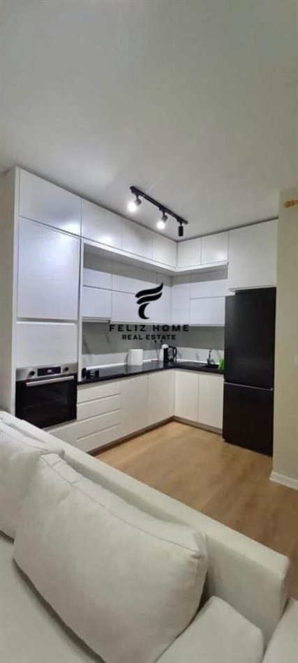 Tirane, shitet apartament 2+1+Ballkon Kati 6, 91 m² 145.000 € 