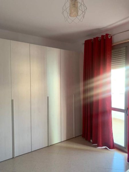Tirane, jepet me qera apartament 2+1+BLK Kati 5, 104 m² 380 Euro (fresk)