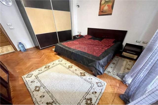 Tirane, jepet me qera apartament 2+1 Kati 4, 80 m² 450 Euro (pazarit te ri)