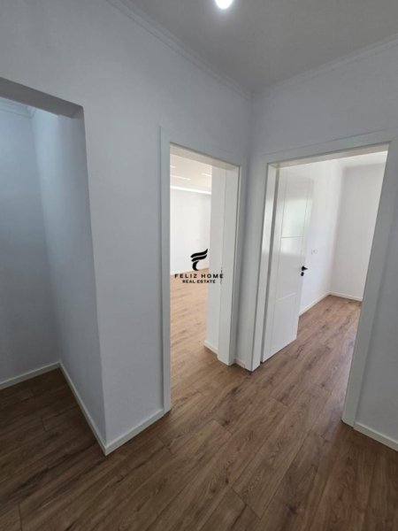 Tirane, shitet apartament 2+1+Ballkon Kati 3, 73 m² 173.000 € (RRUGA E ELBASANIT)