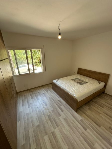 Tirane, shitet apartament 2+1+Ballkon Kati 1, 90 m² 108.000 € (Rruga Dajti)