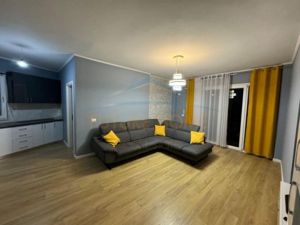 Tirane, shitet apartament 3+1+Ballkon Kati 1, 135 m² 252.000 € (Kopshti Zoologjik)