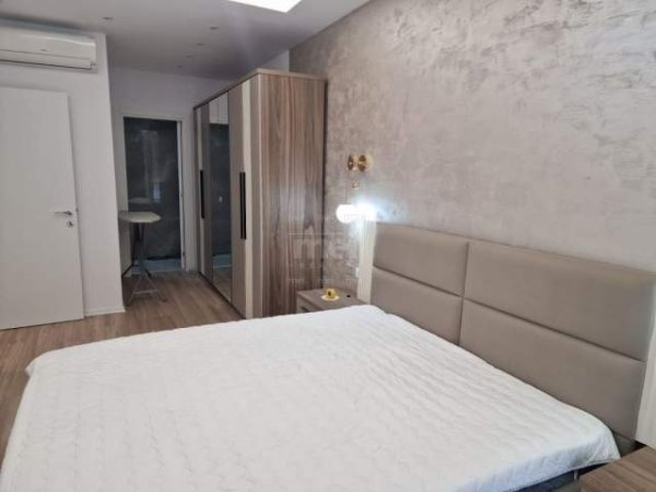 Tirane, jepet me qera apartament 2+1+BLK 95 m² 700 Euro (Don Bosko)