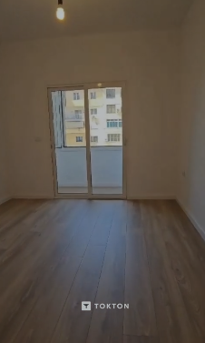 Tirane, shitet apartament 1+1 Kati 3, 70 m² 136.000 € (Shkolla e Baletit)