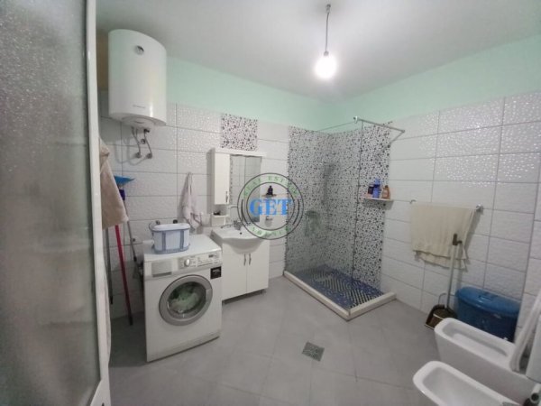 Durres, shitet apartament 2+1+Ballkon Kati 11, 102 m² 110.000 € (Stacioni i Trenit)