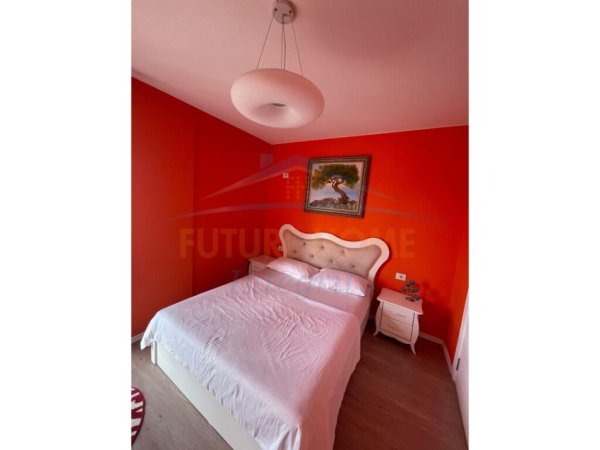 Tirane, jepet me qera apartament 2+1+Ballkon Kati 6, 98 m² 650 € (Ali Demi)