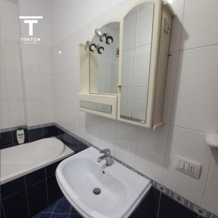 Tirane, shitet garsonier 1+1 Kati 2, 93 m² 182.400 € (rr durrsit)