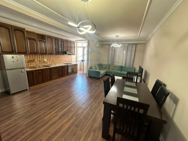 Tirane, shes apartament 2+1+Aneks+Ballkon Kati 6, 140 m² 300.000 € (KOMUNA PARISIT TIRANE)