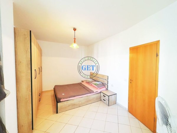 Durres, jepet me qera 1+1 Kati 5, 50 m² 300 € (Plazh Iliria, Durres)