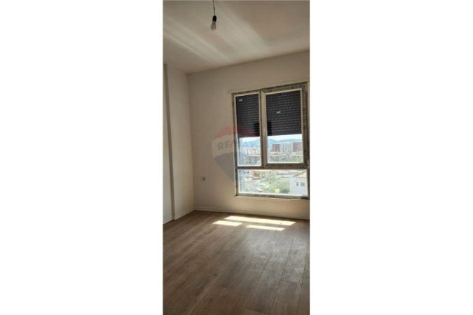 Tirane, shitet apartament 2+1 Kati 7, 88 m² 140.000 € (Perballe universitetit UET - Porcelan)