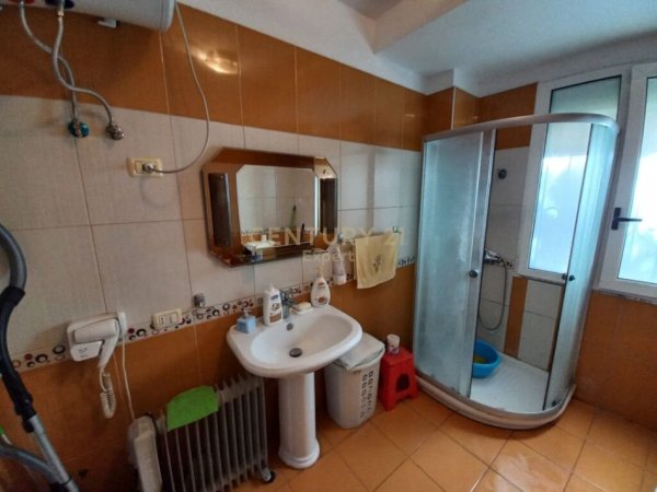 Tirane, shitet 1+1+Ballkon Kati 1, 83 m² 136.000 € (TE KODRA E DIELLIT)