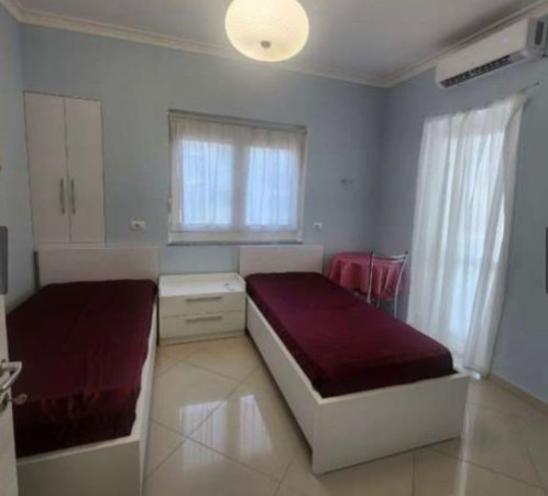 Tirane, jepet me qera apartament 2+1+Ballkon Kati 4, 100 m² 550 € (Don bosko, prane Viva market)