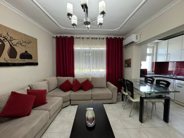 Tirane, jepet me qera apartament 2+1 Kati 7, 100 m² 700 € (Qender , ne fillim te rruge se kavajes , perballe raiffaisen)