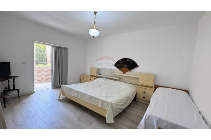 Tirane, shitet apartament 3+1 Kati 2, 156 m² 245.000 € (Apartament 3+1 per shitje tek Rruga Bardhyl!)