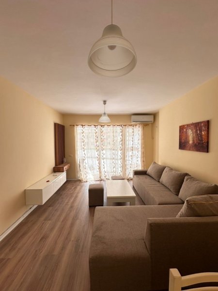 Tirane, shitet apartament 2+1+Ballkon Kati 1, 90 m² 150.000 € (Unaza e Re)