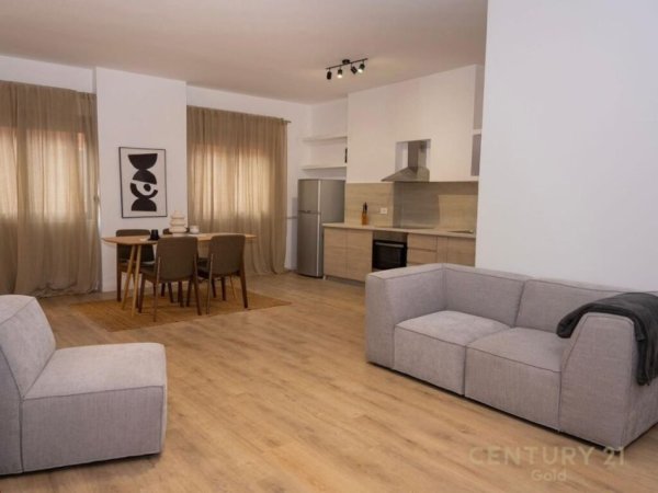 Tirane, shes apartament 3+1+Aneks+Ballkon Kati 7, 144 m² 355.000 € (RR.BARRIKADAVE)