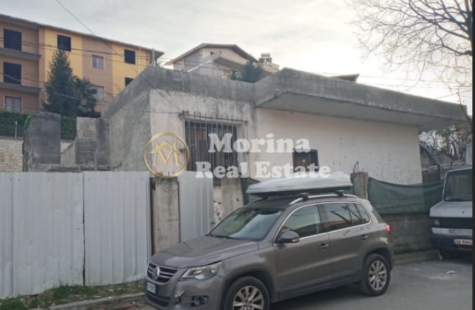 Tirane, shitet shtepi 3+1 Kati 1, 580 m² 250.000 € (Kodra e Priftit)